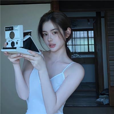 三个女儿把老爸宠上天